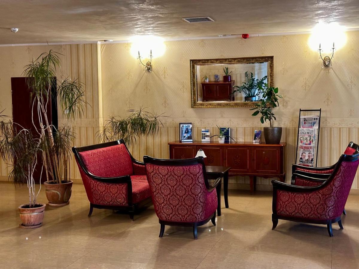 Hotel Koch كونتشن المظهر الخارجي الصورة